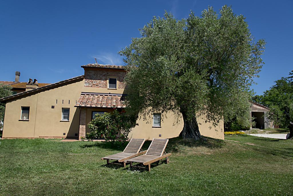 Agriturismo L'Isola Crespina Chambre photo