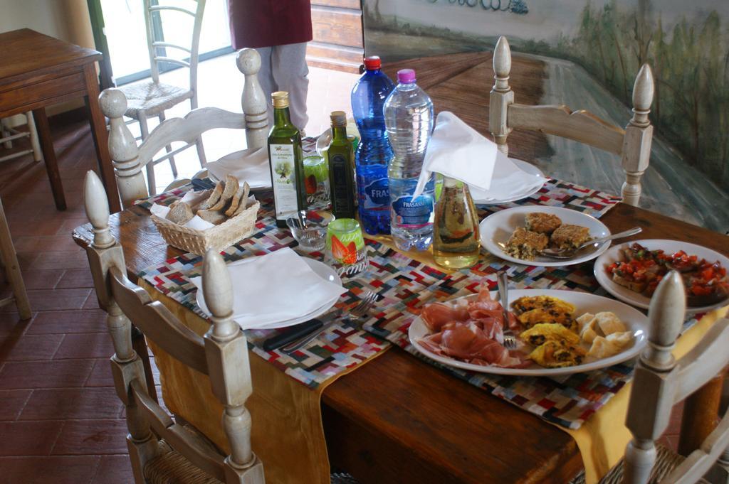 Agriturismo L'Isola Crespina Chambre photo