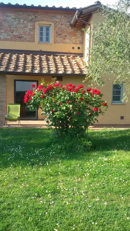 Agriturismo L'Isola Crespina Extérieur photo
